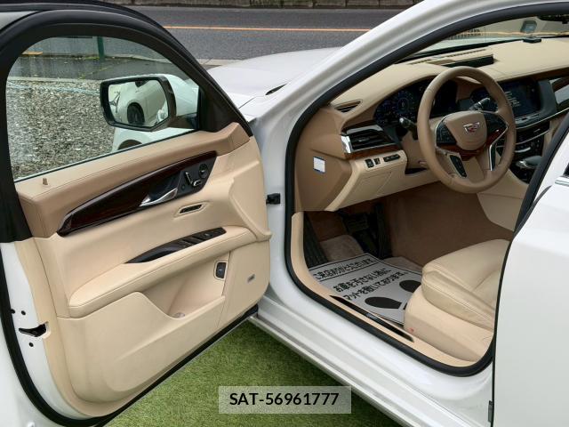 Cadillac CT6 2018-01 8011506-4