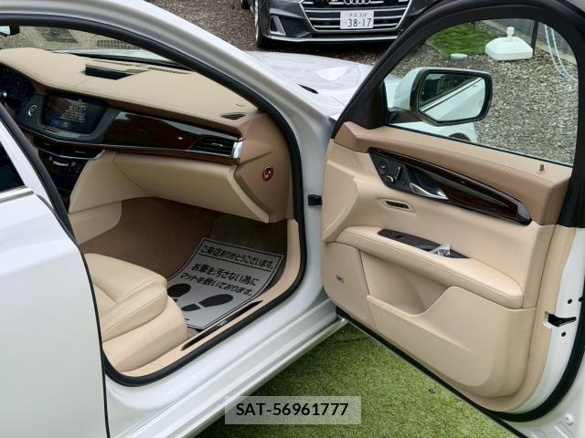 Cadillac CT6 2018-01 8011506-6