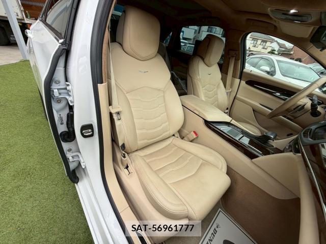 Cadillac CT6 2018-01 8011506-7