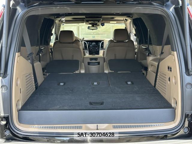 Cadillac ESCALADE 2021-04 8004110-14