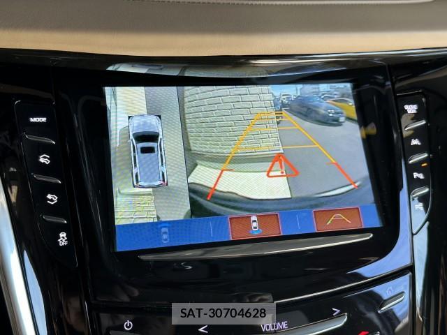 Cadillac ESCALADE 2021-04 8004110-16