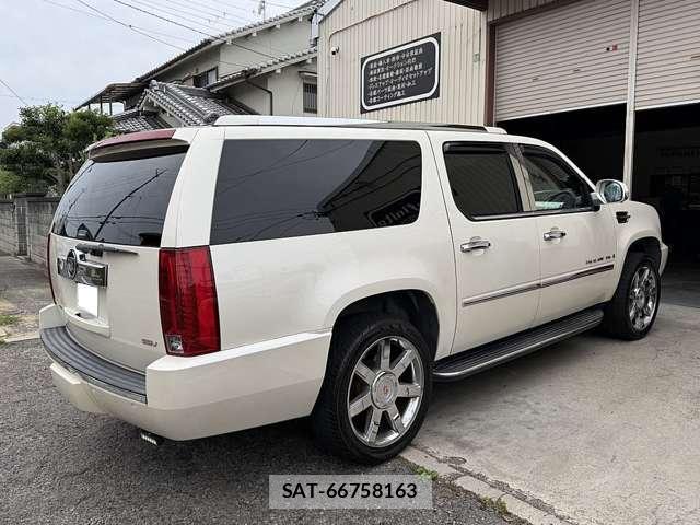 Cadillac ESCALADE 2010-09 8004298-10