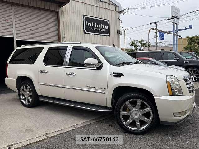 Cadillac ESCALADE 2010-09 8004298-12