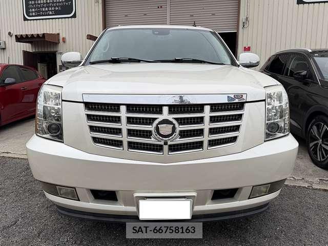 Cadillac ESCALADE 2010-09 8004298-9