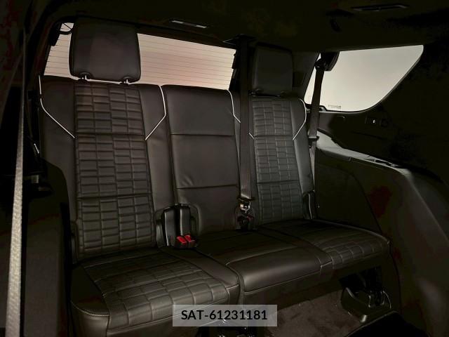 Cadillac ESCALADE 2025-06 8006487-6