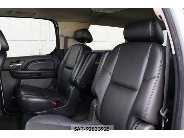 Cadillac ESCALADE 2012-07 8006783-18