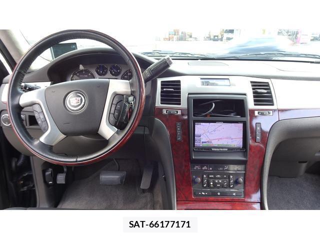 Cadillac ESCALADE 2008 8007002-5