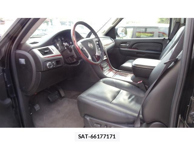 Cadillac ESCALADE 2008 8007002-7