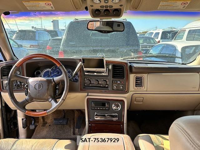 Cadillac ESCALADE 2003-01 8009927-2