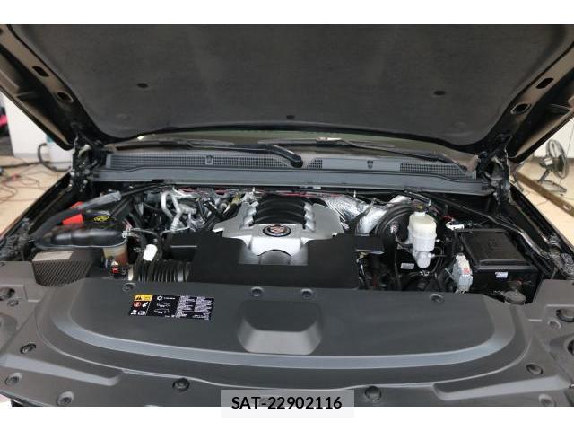 Cadillac ESCALADE 2015-01 8010459-7
