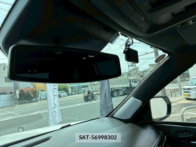 Cadillac ESCALADE 2022-03 8011246-18