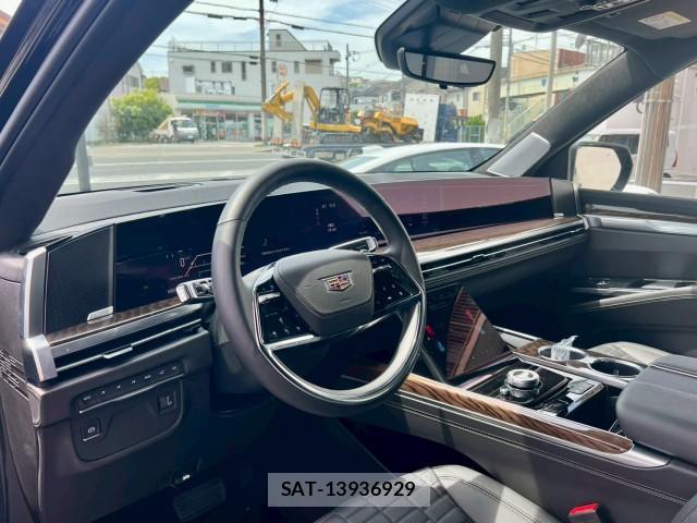Cadillac ESCALADE 2025-05 8011248-19