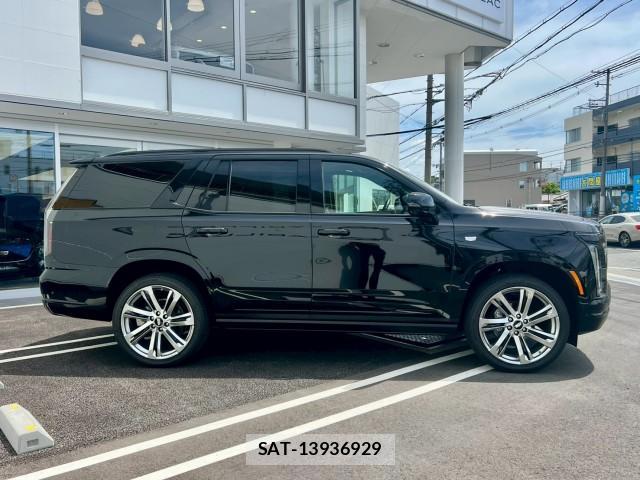 Cadillac ESCALADE 2025-05 8011248-5