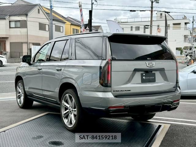 Cadillac ESCALADE 2025-09 8011253-8