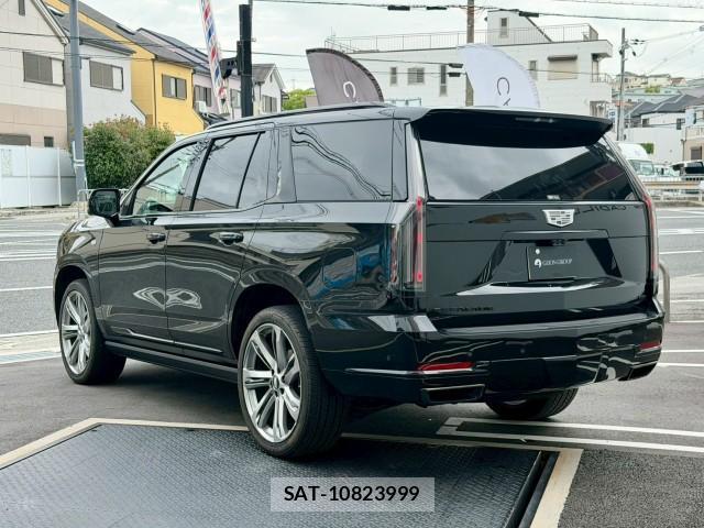 Cadillac ESCALADE 2025-05 8011254-8