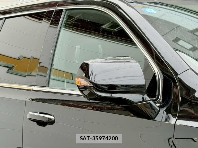 Cadillac ESCALADE 2025-06 8011261-16