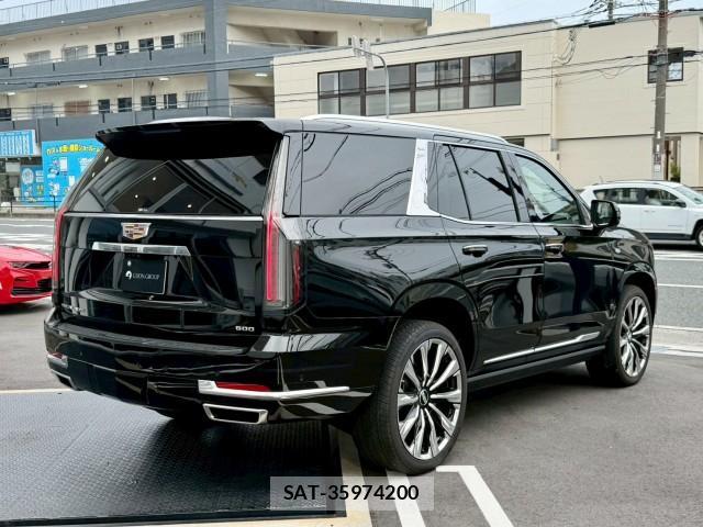 Cadillac ESCALADE 2025-06 8011261-6