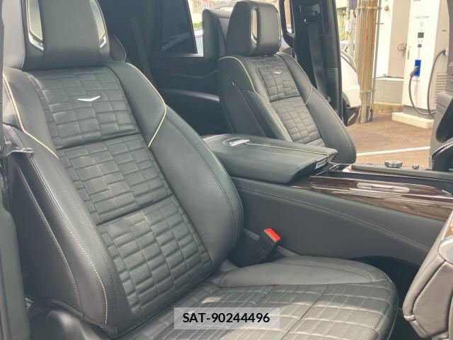 Cadillac ESCALADE 2023-11 8011262-16