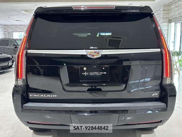 Cadillac ESCALADE 2016-12 8012649-1