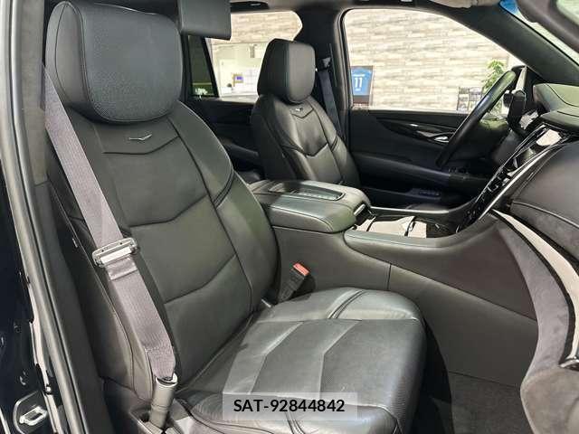 Cadillac ESCALADE 2016-12 8012649-3
