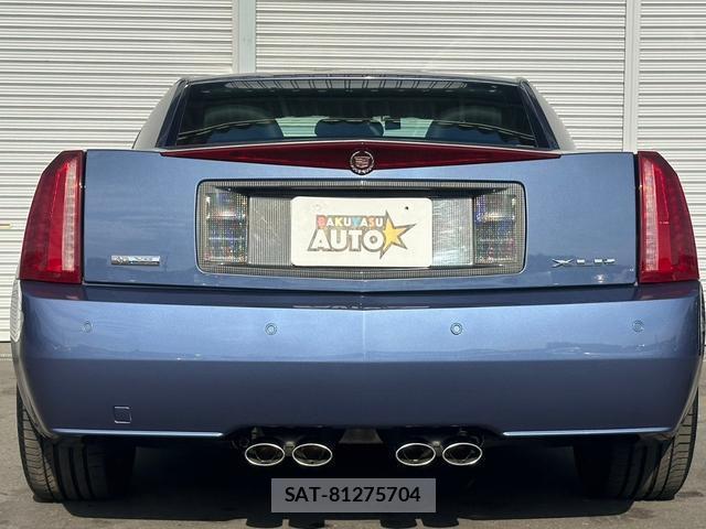 Cadillac XLR 2006 8012140-2
