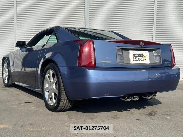 Cadillac XLR 2006 8012140-3