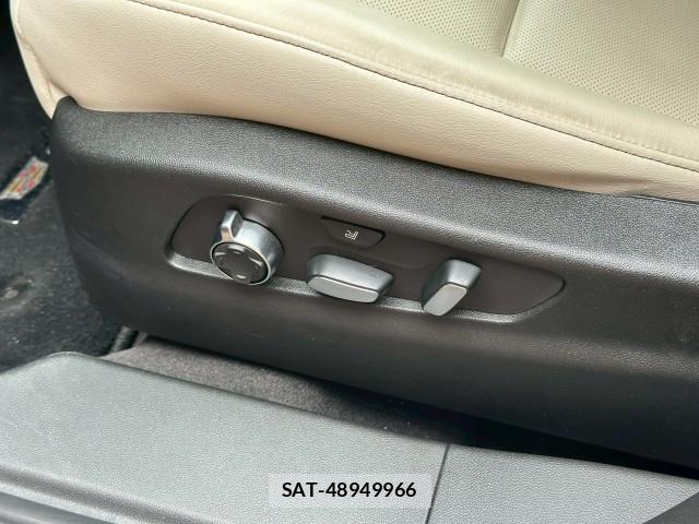 Cadillac XT4 2022-10 8003243-7