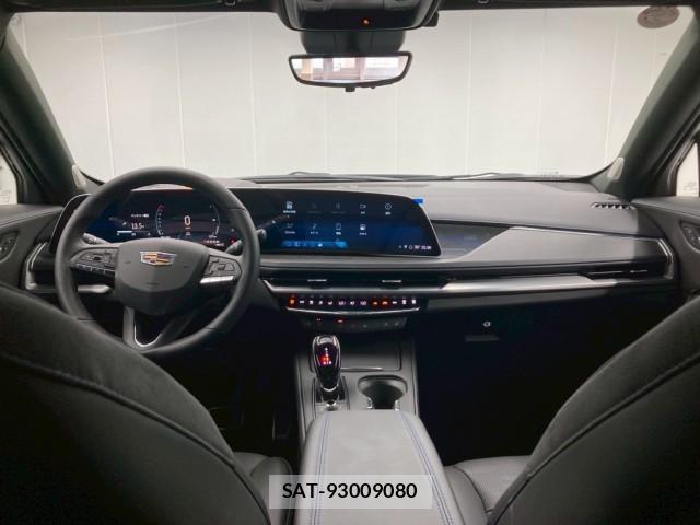 Cadillac XT4 2025-02 8006485-1