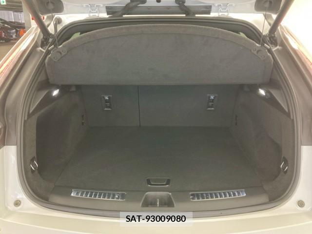 Cadillac XT4 2025-02 8006485-15