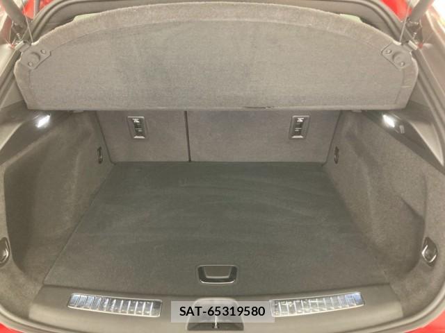 Cadillac XT4 2025-03 8006486-15