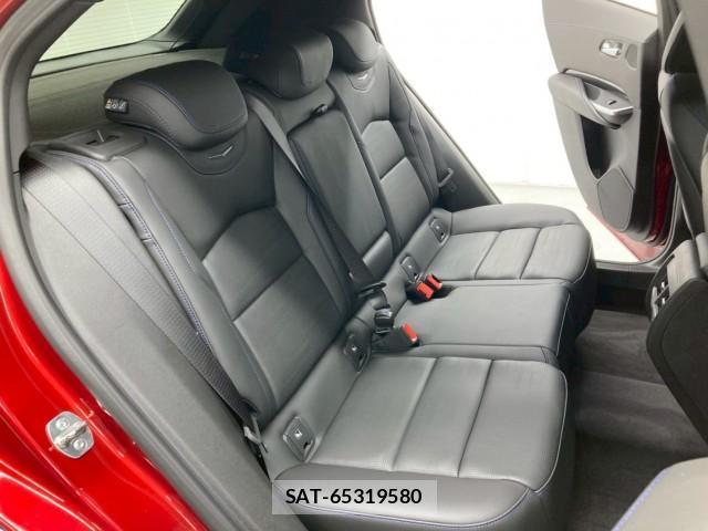 Cadillac XT4 2025-03 8006486-18