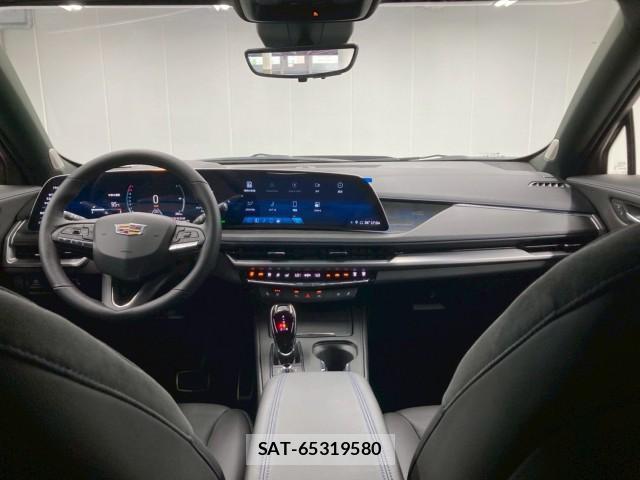 Cadillac XT4 2025-03 8006486-3