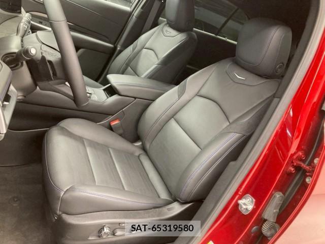 Cadillac XT4 2025-03 8006486-5
