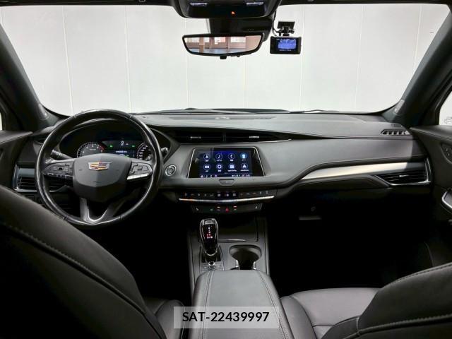 Cadillac XT4 2021-06 8006490-1