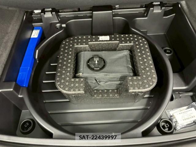 Cadillac XT4 2021-06 8006490-15
