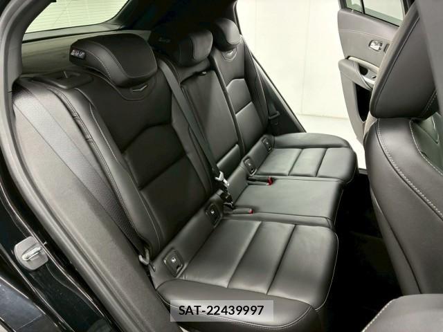 Cadillac XT4 2021-06 8006490-4