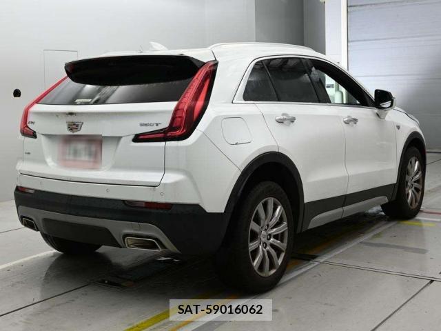 Cadillac XT4 2021-03 8010294-1