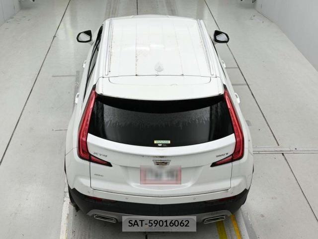 Cadillac XT4 2021-03 8010294-10