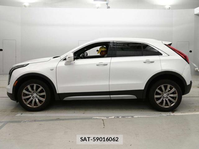 Cadillac XT4 2021-03 8010294-8