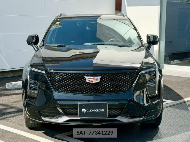 Cadillac XT4 2025-04 8011242-1