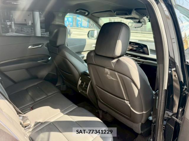 Cadillac XT4 2025-04 8011242-16