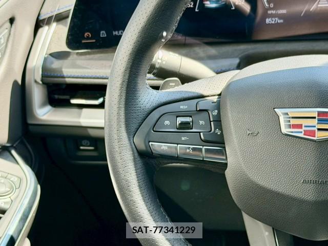 Cadillac XT4 2025-04 8011242-19