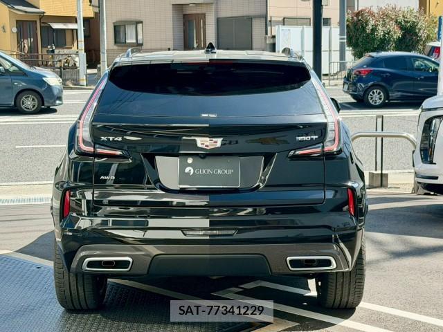 Cadillac XT4 2025-04 8011242-4