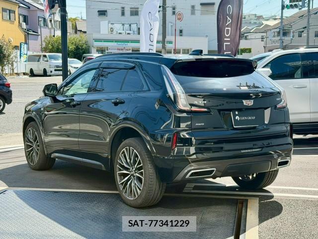 Cadillac XT4 2025-04 8011242-6