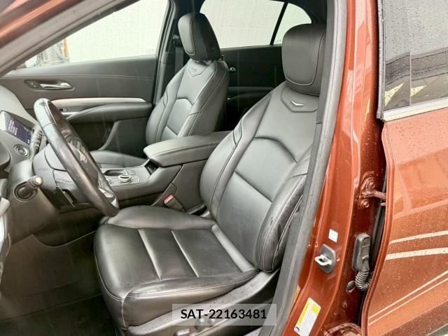 Cadillac XT4 2021-08 8011260-19