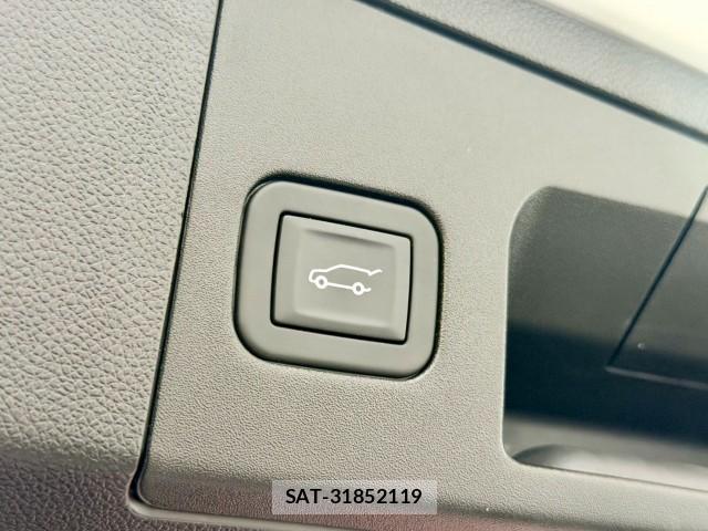 Cadillac XT4 2025-02 8011265-17