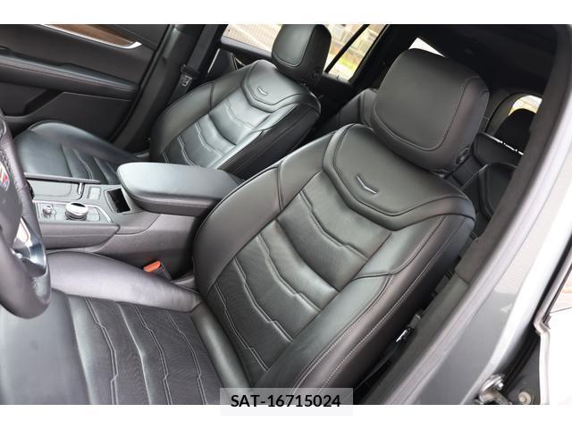 Cadillac XT6 2020-12 8011427-10