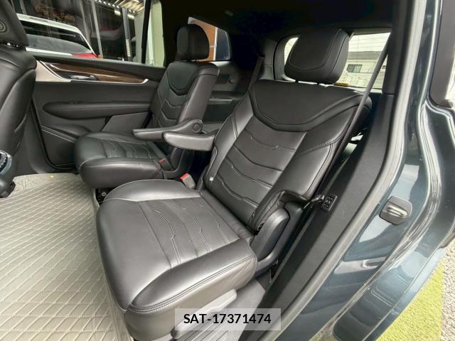 Cadillac XT6 2020-12 8011507-14