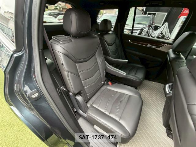 Cadillac XT6 2020-12 8011507-16