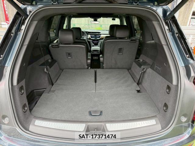 Cadillac XT6 2020-12 8011507-18